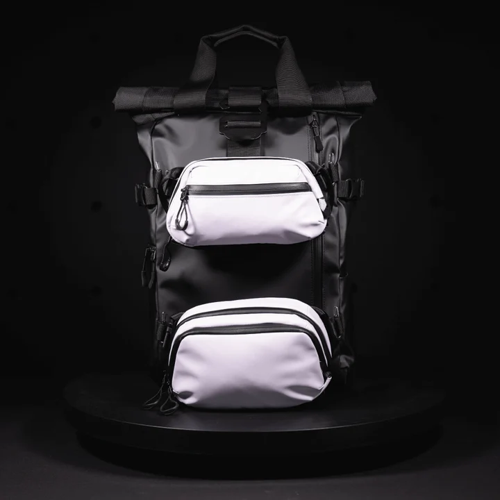 Weather Resistant 2L Tech Organizer Pouch Portable Digital Accessory Storage Bag